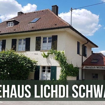 Отель Gaestehaus Lichdi Schwaigern Экстерьер фото